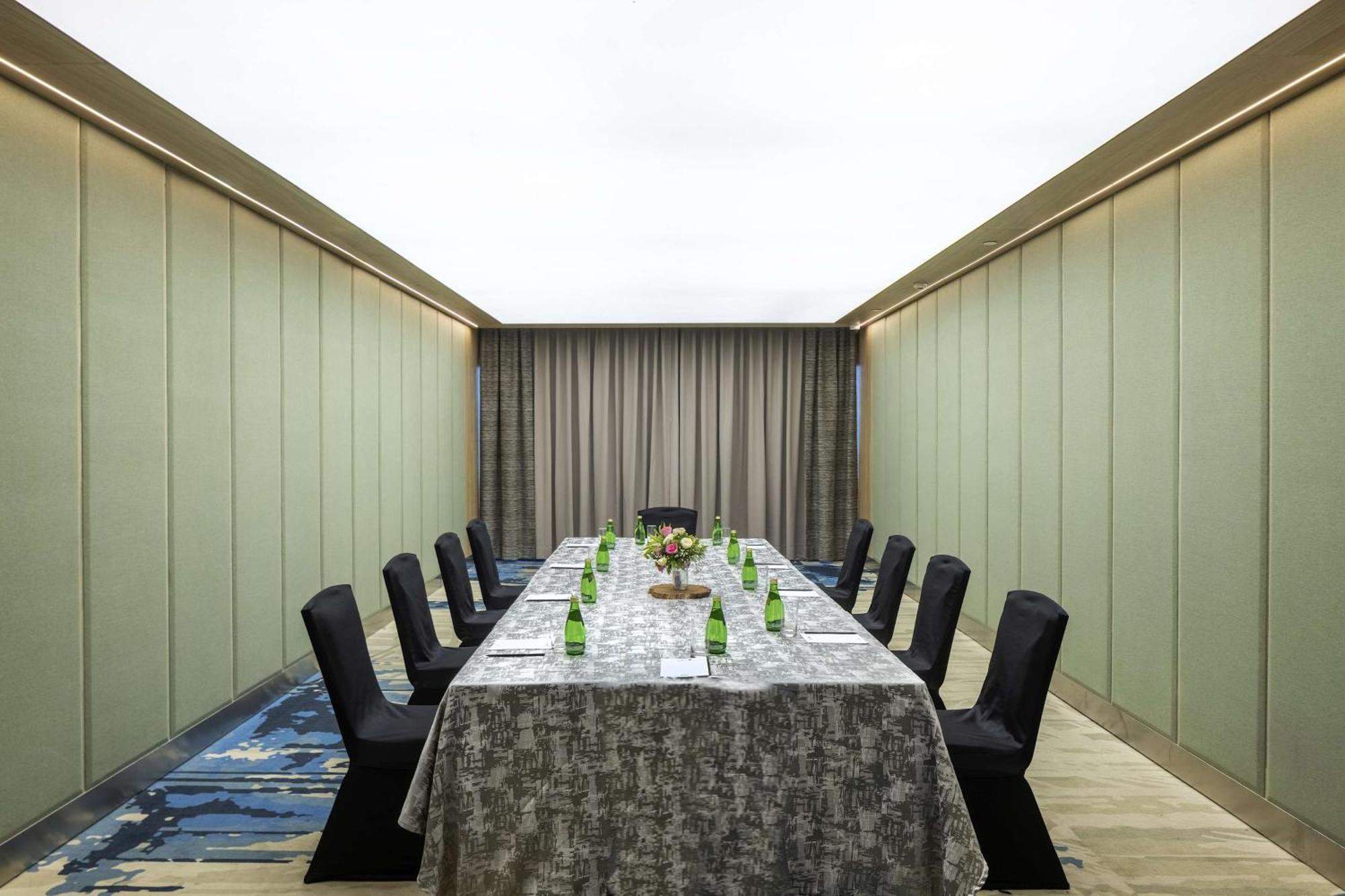 Radisson Blu Mumbai International Airport — Fotos 1